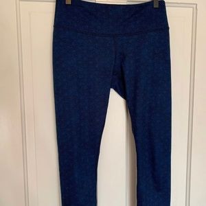 🌺Lululemon Wunder Under 6 🌺